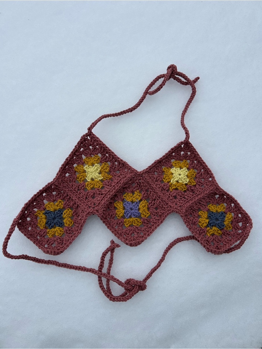 Crochet‎ halter top